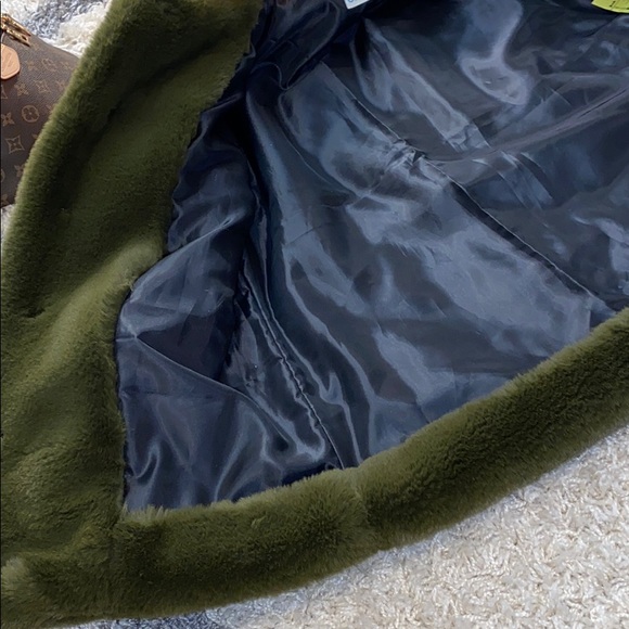 Fabulous faux fur trendy teddy coat nwot - Picture 7 of 9